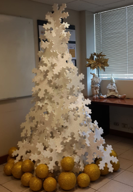 Arbol de navidad para oficina corporativa 